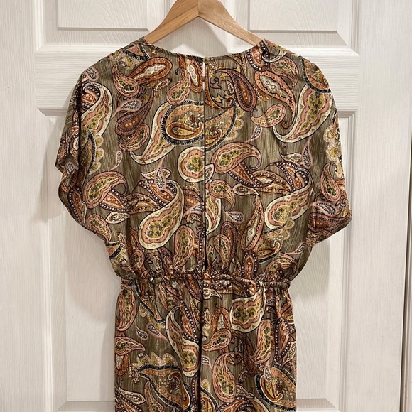Molly Bracken Paisley Short Sleeve Jumpsuit - Picture 8 of 16